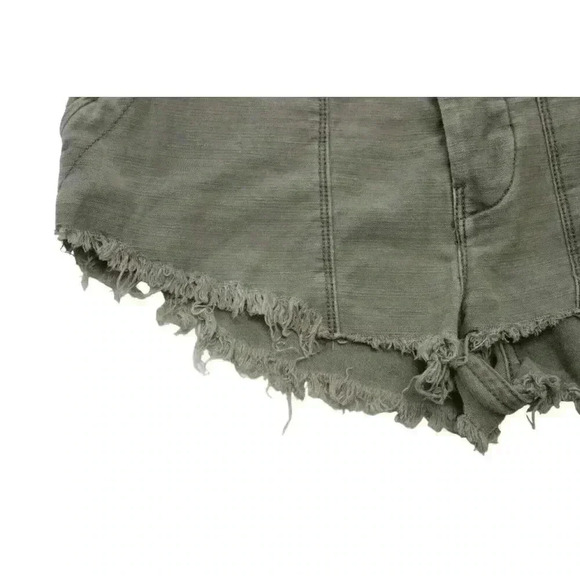 Free People Raw Patched Cutoff Shorts Frayed Hem Military Olive Green Size 0 - Picture 5 of 12